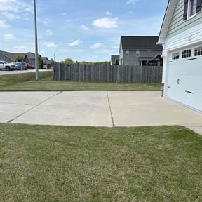 lawn care services by J.D.L. Lawn Care Services reviewed on April 8, 2024