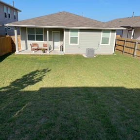 lawn maintenance by Knapps elite restoration reviewed on May 15, 2024