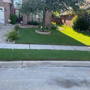 yard work by Brett's Lawn Service  reviewed on November 24, 2025