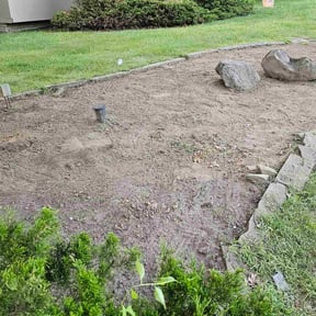 Flower Bed Weeding by Loyalty Repairs reviewed on November 21, 2025