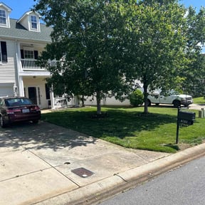 landscaping services by Pinklawn reviewed on August 15, 2025