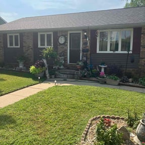 Bush Trimming by We Can Do It Landscaping and Handyman Services LLC reviewed on March 15, 2025