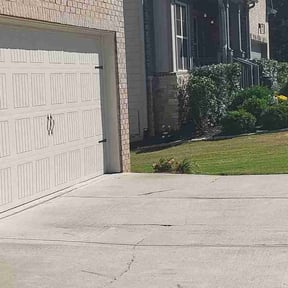 Bush Trimming by That&#039;s How Cedar Do reviewed on October 21, 2025