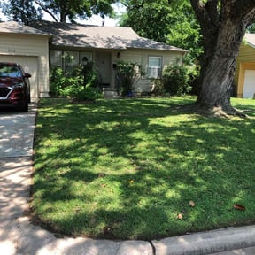 yard work by A and r lawn care6853 reviewed on August 13, 2025