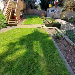 landscaping by Priority Cutz Lawn Care reviewed on August 19, 2025