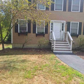 Bush Trimming by DavidH15066 reviewed on November 9, 2025