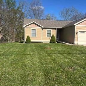 lawn service by Lawn Me Up Landscape reviewed on August 19, 2025