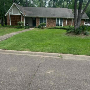 landscaping services by Keep it clean lawn service reviewed on August 19, 2025
