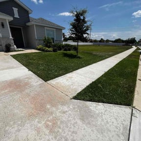 yard service by Donald Austile Lawn Care reviewed on December 17, 2025