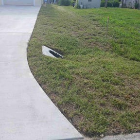 turf maintenance by Gutter Magic reviewed on August 18, 2025