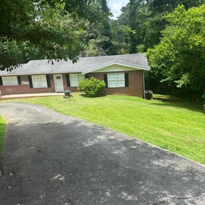 lawn care by Robert&#039;s Lawn Care reviewed on August 15, 2025