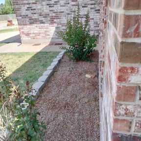 Flower Bed Weeding by Philipp's Property Maintenance LLC reviewed on August 21, 2025