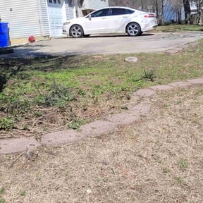 Leaf Removal by SPENCER&#039;S LEAF and lawn care reviewed on September 24, 2025