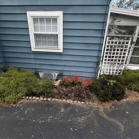 Flower Bed Weeding by Lawn barber reviewed on October 24, 2025