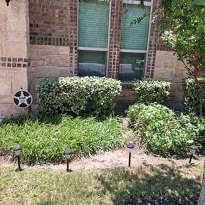 Flower Bed Weeding by Jay’s Lawn Care and Property Maintenance LLC reviewed on June 3, 2026