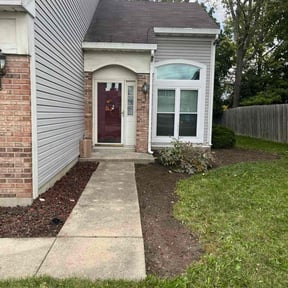 Flower Bed Weeding by L&amp;D Lawn Care Inc. reviewed on November 19, 2025