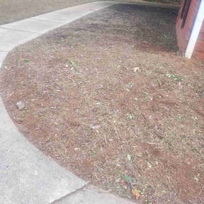 Flower Bed Weeding by Hugheslandscaping reviewed on November 22, 2025
