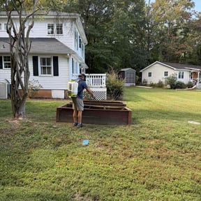 Flower Bed Weeding by Jus Biznizz Landscaping LLC reviewed on October 21, 2025