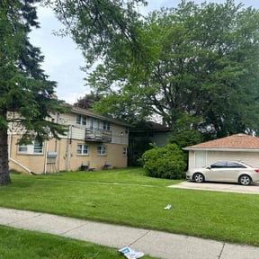 grass maintenance by Robert Bond Sr reviewed on May 14, 2024