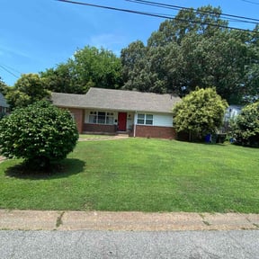 landscaping by Glendale Flowers Lawn Care reviewed on August 18, 2025