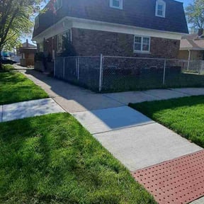 grass cutting by Jwayz cutz reviewed on March 12, 2024