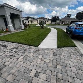 landscape maintenance by E Mow Lawn Care LLC reviewed on November 26, 2025