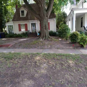 Flower Bed Weeding by Edge Lawn Service reviewed on August 7, 2025