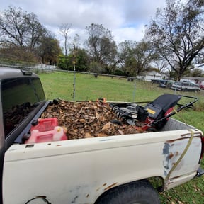 Leaf Removal by Guevara Landscaping reviewed on September 18, 2025