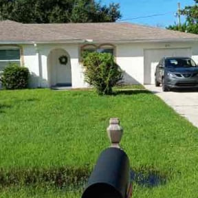 lawn service by AP Landscapers reviewed on October 14, 2023