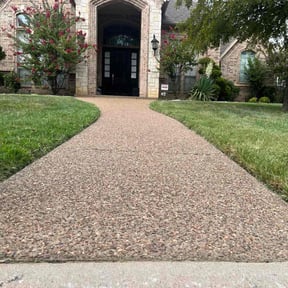 yard service by Forever Green FG LLC reviewed on December 18, 2025