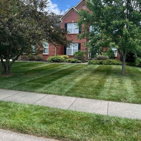 residential landscaping by J&amp;M Landscaping reviewed on April 15, 2024