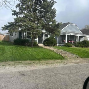 turf maintenance by R & C Landscaping reviewed on April 6, 2024