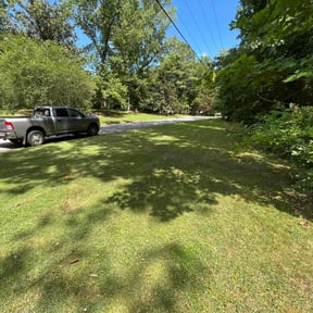 landscaping by ABC Lawn Co. reviewed on August 18, 2025