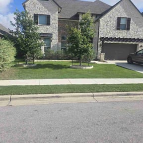 lawn service by Jet Mow Lawn Care reviewed on August 20, 2025