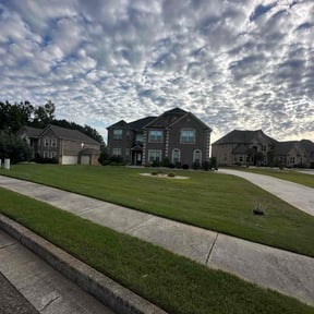 lawn care services by Weaver Lawn Care reviewed on August 20, 2025