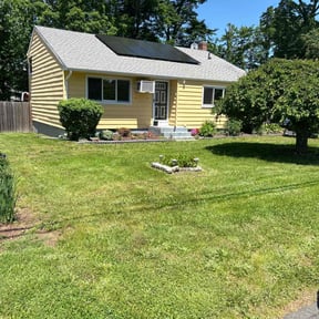 landscape maintenance by pte llc reviewed on August 19, 2025