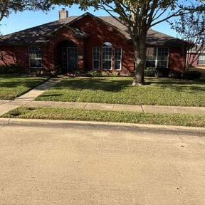 Flower Bed Weeding by  reviewed on January 6, 2026