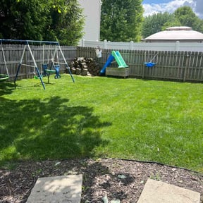 residential landscaping by Blacklick Lawn Care LLC reviewed on November 27, 2025