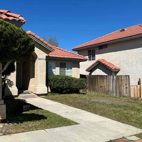 Bush Trimming by New World Lawn Care LLC reviewed on November 19, 2023