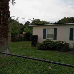 Bush Trimming by HP Lawn Services reviewed on August 15, 2025