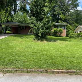 Bush Trimming by Mariscal Lawn and Landscaping LLC reviewed on March 29, 2024