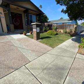 grass cutting by Friendly Lawn Services reviewed on February 9, 2025