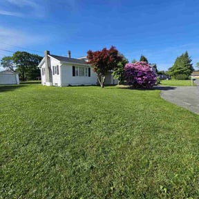 landscaping by Full Service Lawn Care reviewed on August 18, 2025