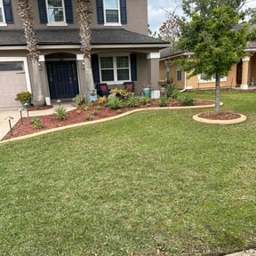 residential landscaping by St Charles Services reviewed on August 19, 2025