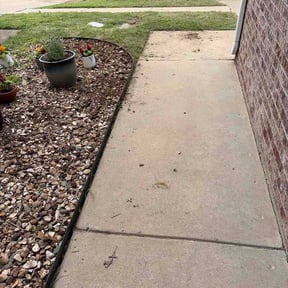 Flower Bed Weeding by Metasolutions of america reviewed on May 23, 2026