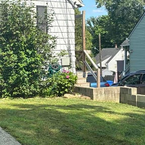 Flower Bed Weeding by Patriots Pride Cuts reviewed on July 24, 2026
