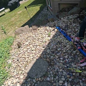 Flower Bed Weeding by Scorpion Landscaping Services Corp. reviewed on August 15, 2026