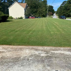 landscaping by Guys Who Cut Grass reviewed on August 19, 2025
