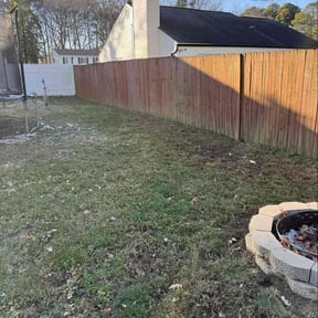 Leaf Removal by Gregory Gray reviewed on February 10, 2026