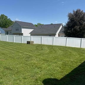 lawn maintenance by A Cut Above reviewed on April 17, 2024